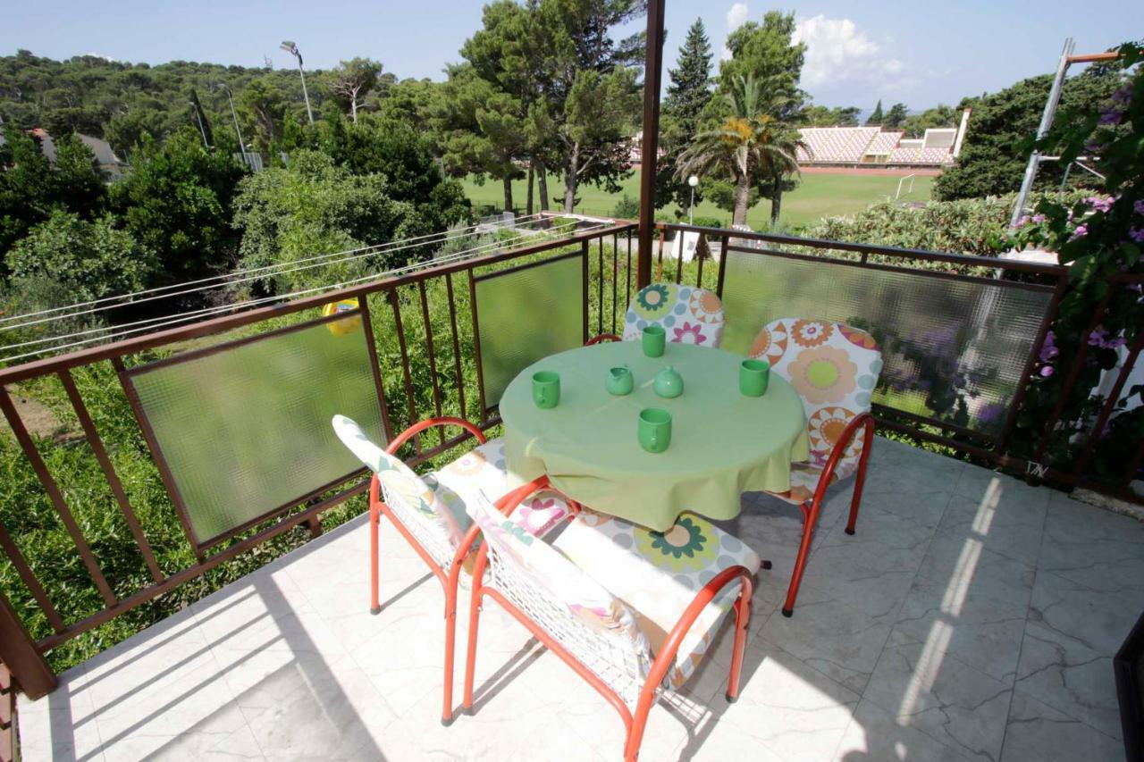 Apartments Besker Makarska Exteriör bild