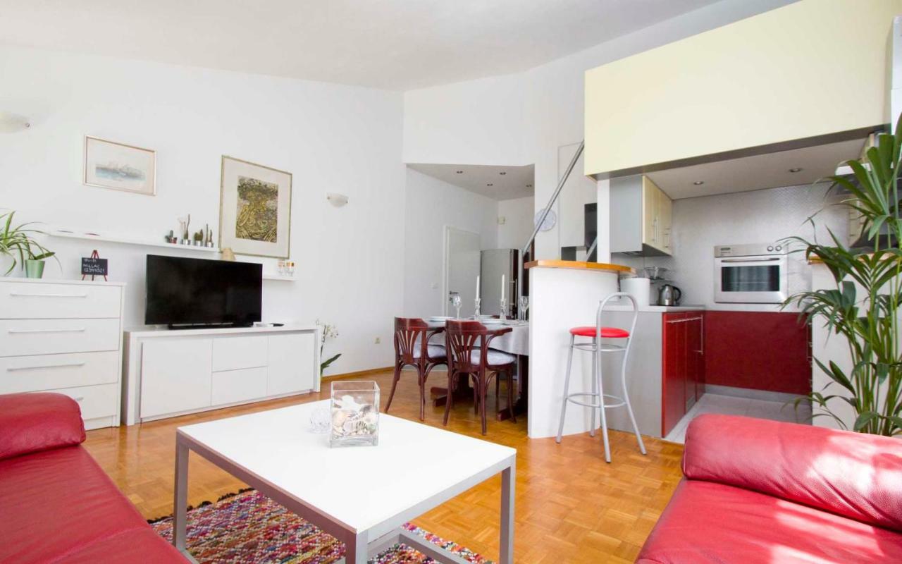 Apartments Besker Makarska Exteriör bild